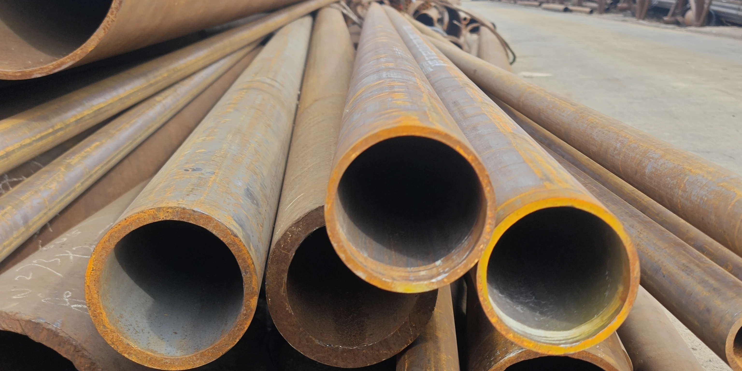 Carbon Steel Seamless Boiler Tube Carbon Steel Seamless Boiler Tube