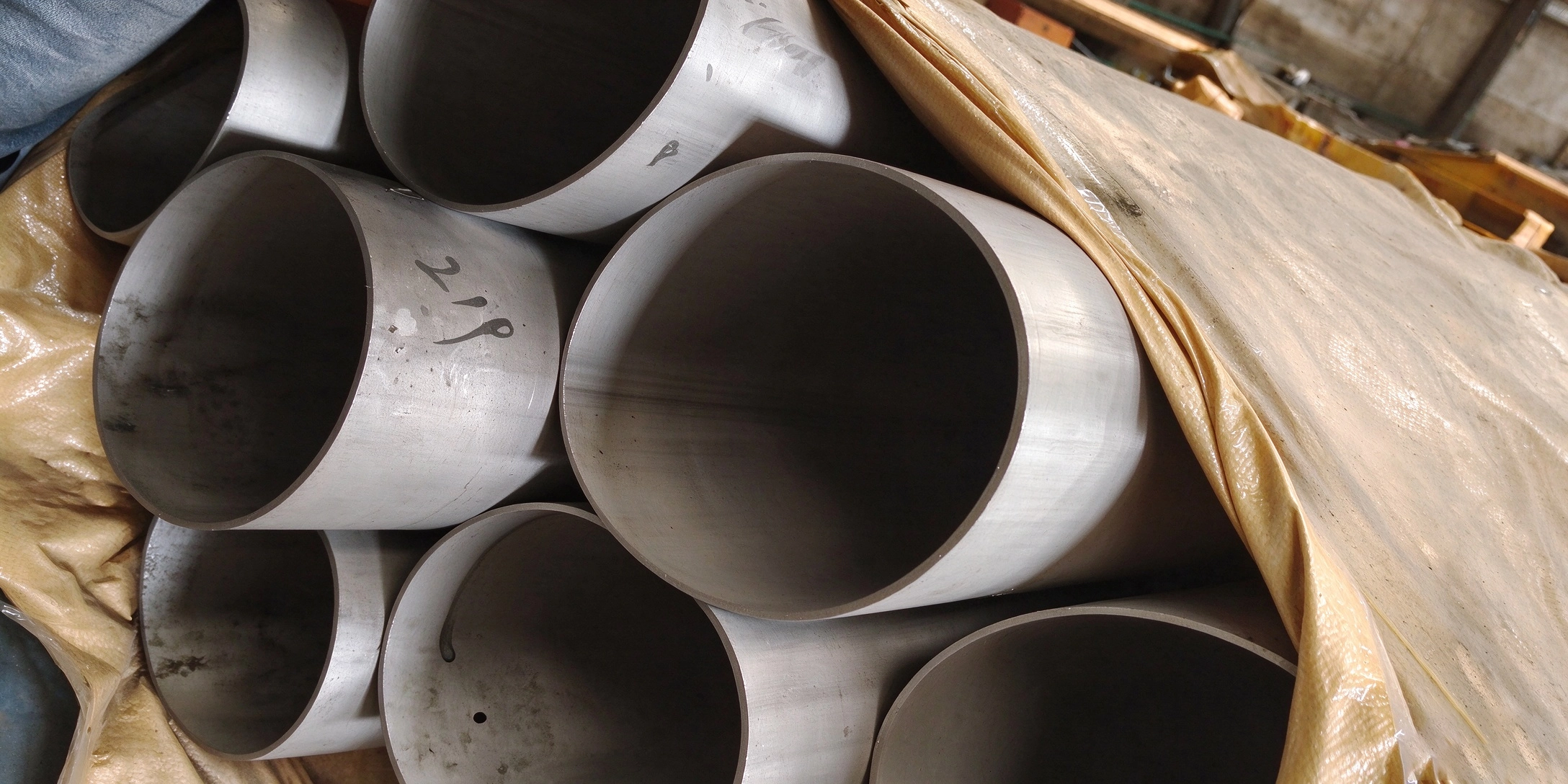 Large Diameter Stainless Steel Tubing Large Diameter Stainless Steel Tubing
