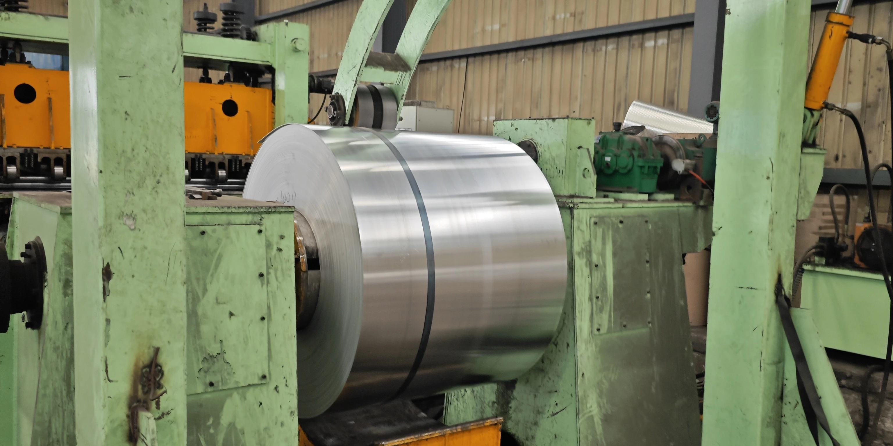 Hot-dip Galvanized Coil (GI) Hot-dip Galvanized Coil (GI)